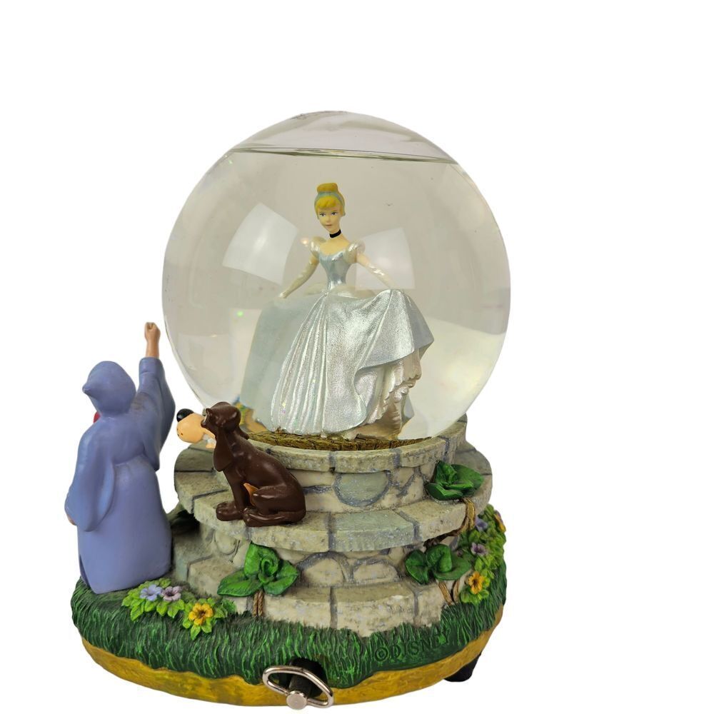 Disney Cinderella Snow Globe‎ Musical Bibbidi Bobbidi Doo Fairy Godmother